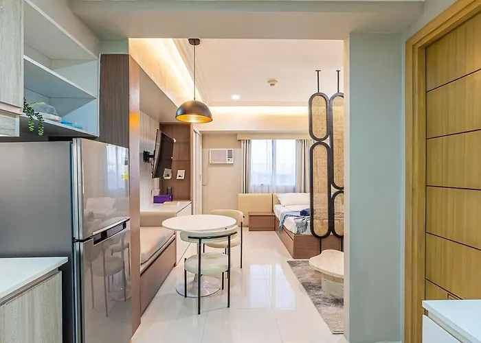Luxury Near Ayala 200mbps Wifi Tabok